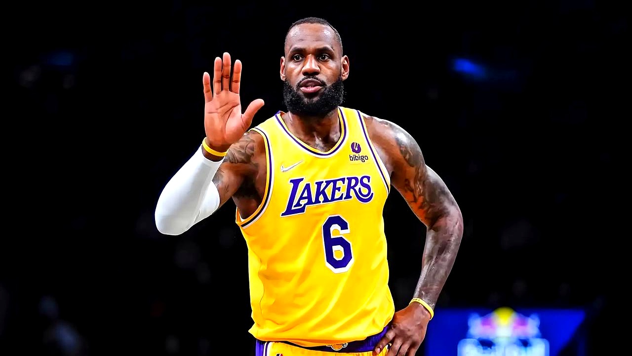 九游官方平台詹姆斯连续十五场比赛得分超过出色防守，切尔西挑战极限！的简单介绍