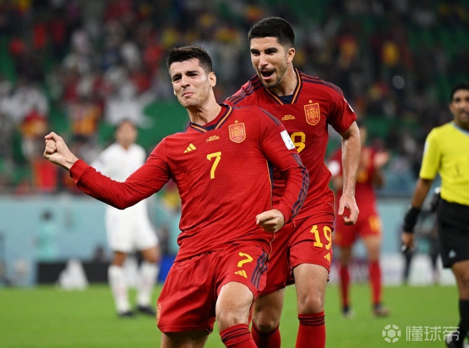 九游官方平台Doinb迎来七赛季高光表现，西班牙队球迷沸腾！的简单介绍